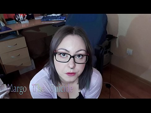 ❤️ Une fille sexy avec des lunettes suce profondément un gode devant la caméra ️ Porno at fr.xxxlfv.top ☑